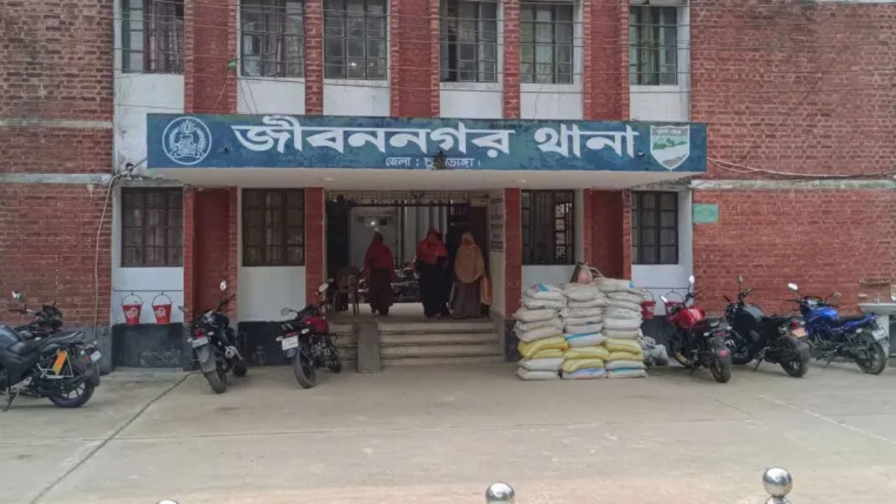 জীবননগরে শ্বাসনালিতে দুধ আটকে শিশুর মৃত্যু
