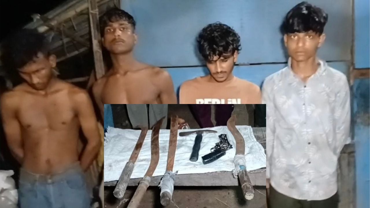 হাটহাজারীতে পাঁচটি অস্ত্রসহ চারজন আটক