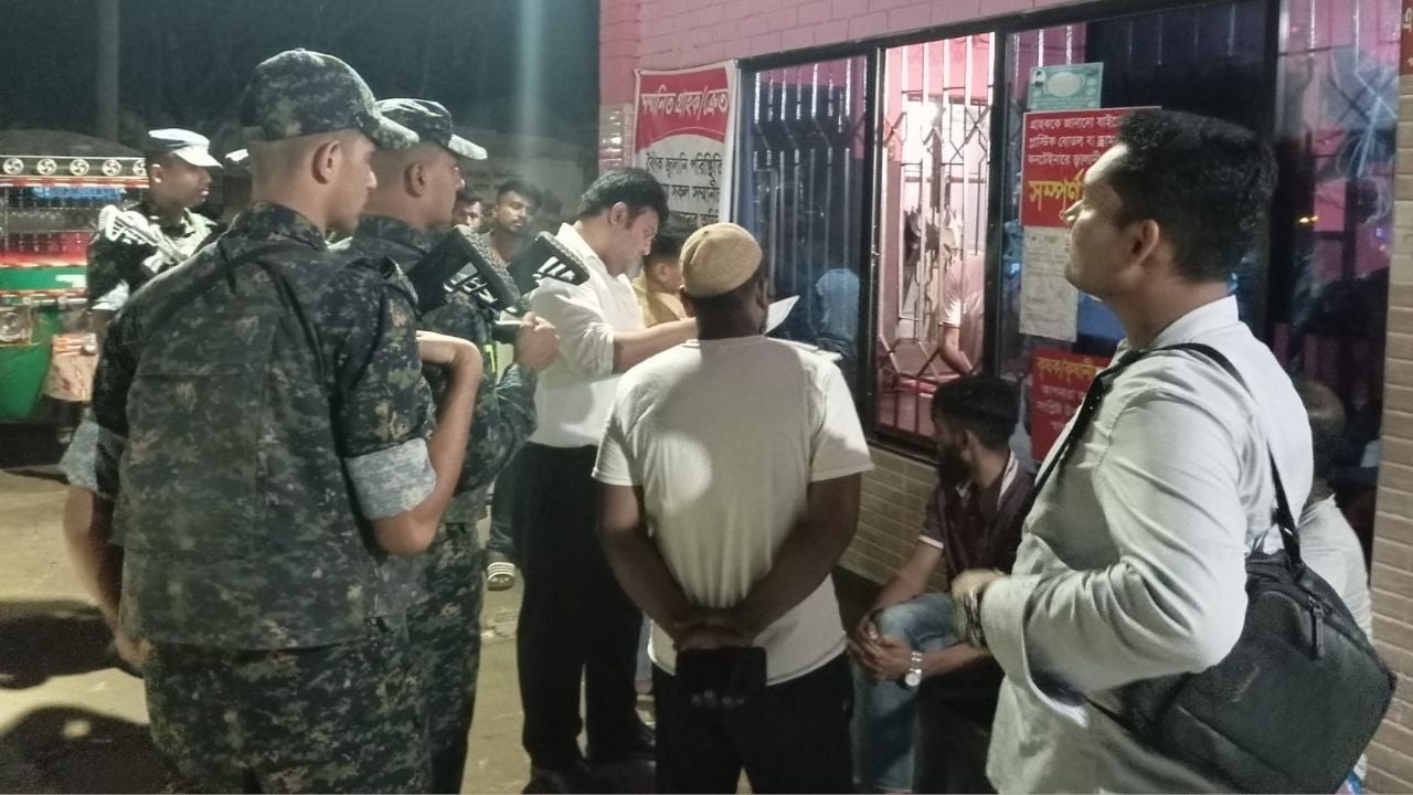 পেট্রোল পাম্পে হিসাবে ৩ হাজার লিটার গরমিল, জরিমানা ১০ হাজার