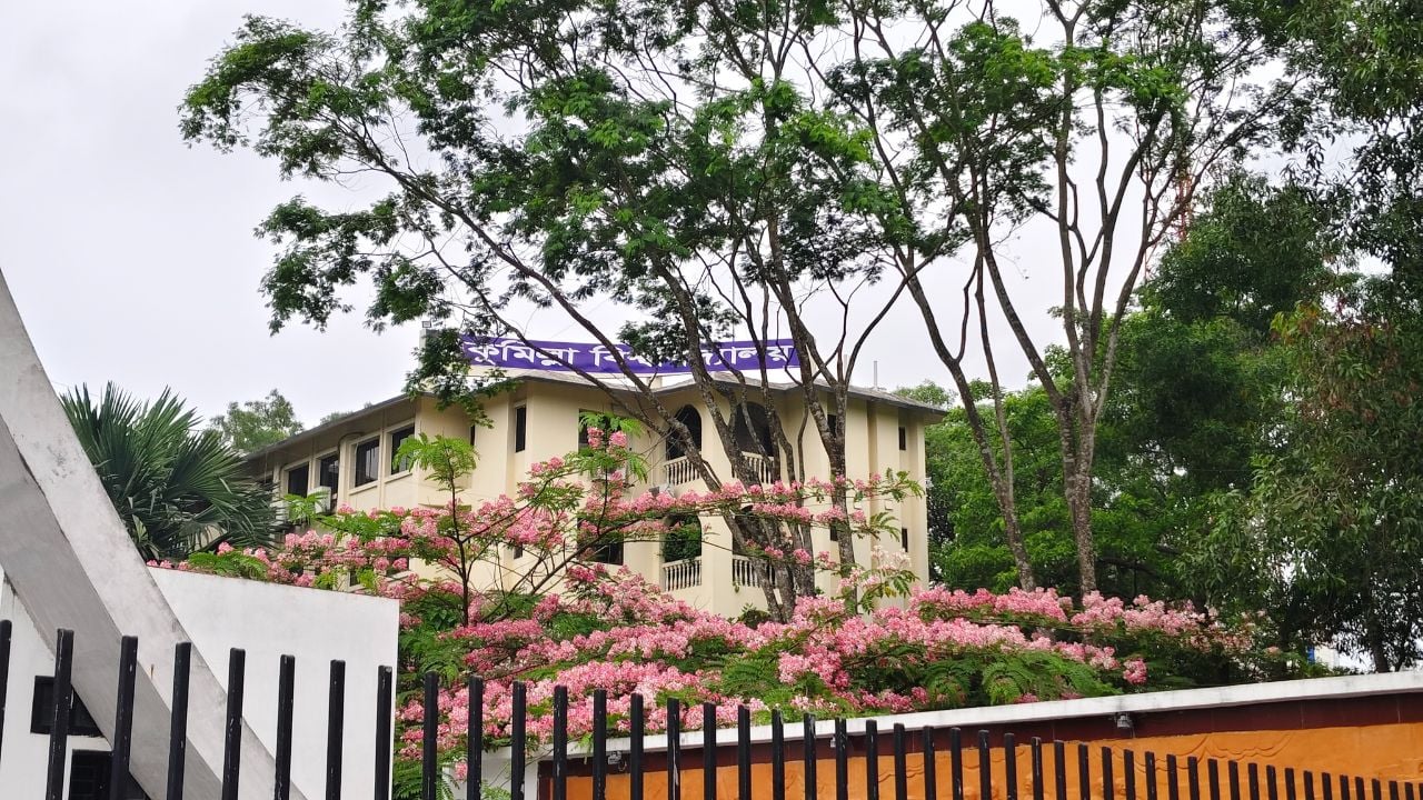আবাসন সুবিধার বাইরে কুবির ৭৬ শতাংশ শিক্ষার্থী