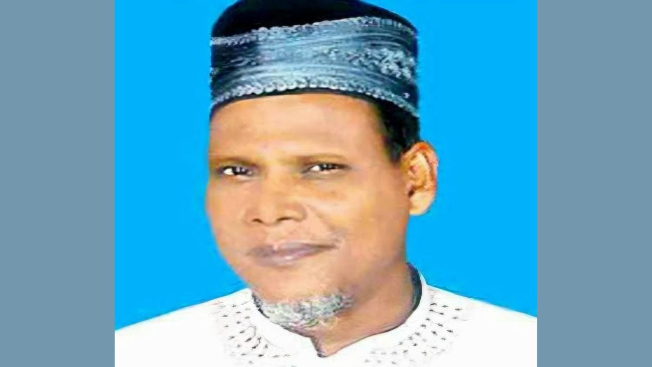 এডি‌বির বরা‌দ্দের বাইসাইকেল নাতিকে  উপহার দিলেন জামায়াত নেতা