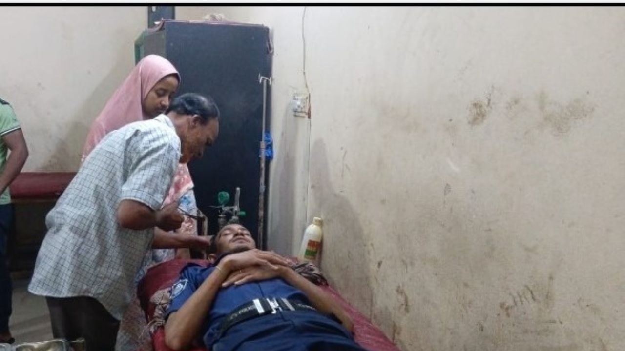 পুলিশের মাথা ফাটিয়ে পালাল চোর