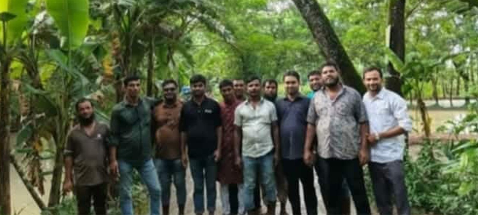 দাওয়াত না পেয়ে মাদরাসার খাবার সাবাড় করলেন বিএনপি নেতাকর্মীরা