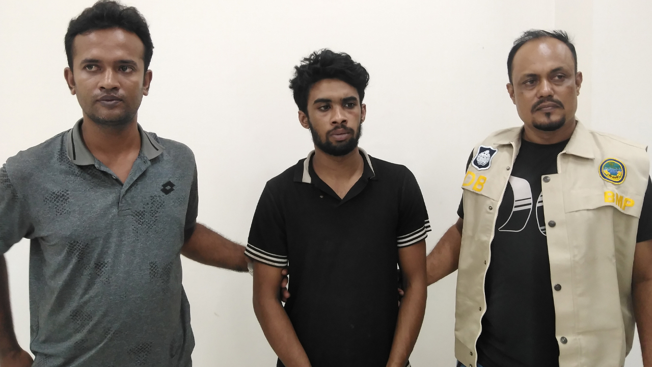 বরিশালে ১৩ হাজার ১৫০ ইয়াবাসহ এক শিক্ষার্থী আটক