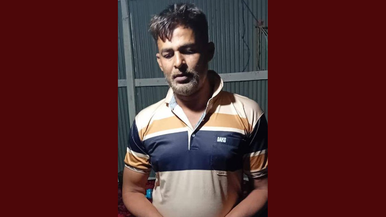যৌথবাহিনীর অভিযানে পিস্তলসহ যুবদলের আজিম আটক