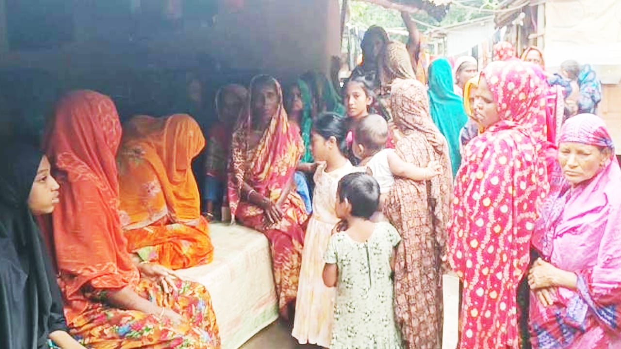 বিএসএফ মারতে মারতে ধরে নিয়ে যাওয়া বদর আলী বেঁচে আছেন