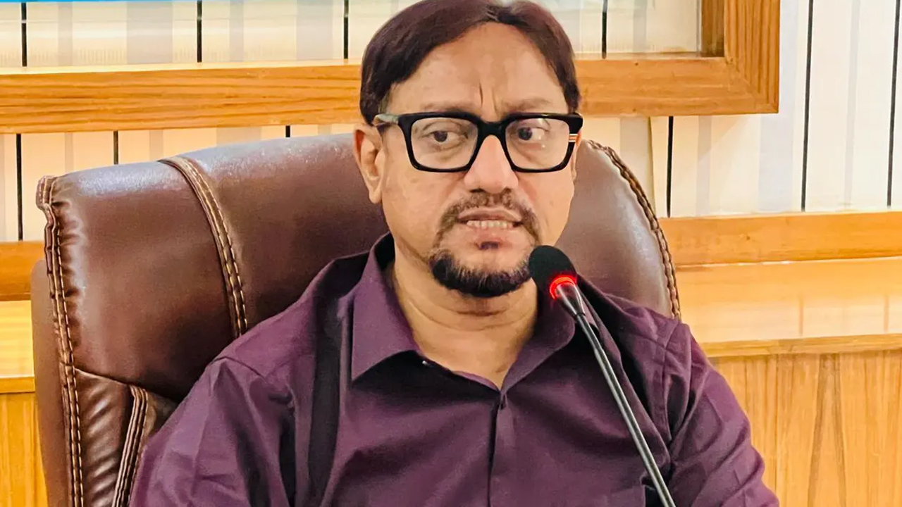 তিন মামলা থেকে অব্যাহতি পেলেন চসিক মেয়র ডা. শাহাদাত