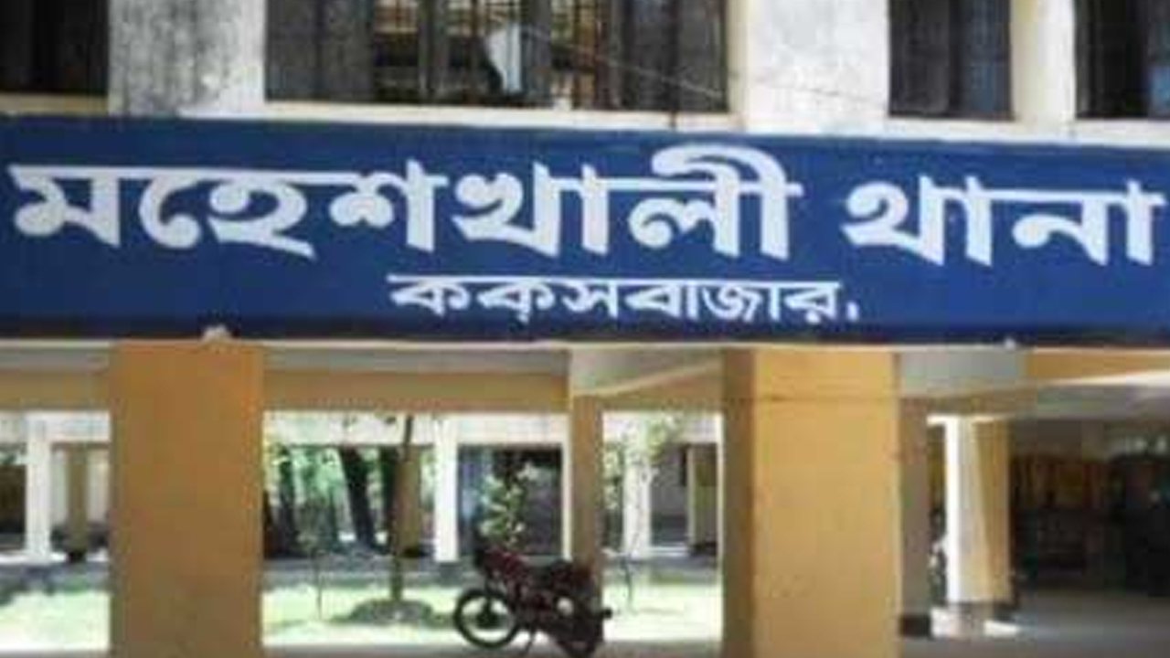 ফেসবুকে অস্ত্র প্রদর্শনকারী আনসার উল্লাহ সহযোগীসহ গ্রেপ্তার