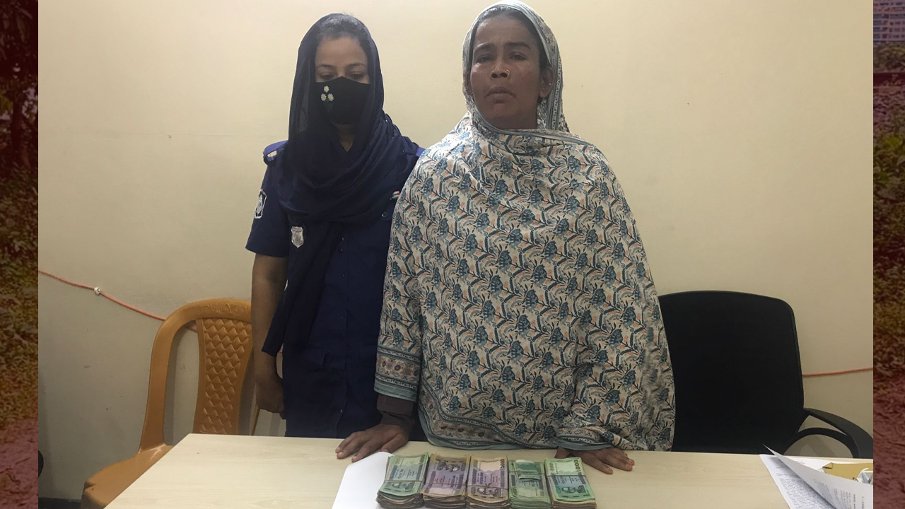 আড়াই লাখ টাকা ও ৪ ভরি সোনাসহ ভিক্ষুকের ছদ্মবেশী চোর আটক