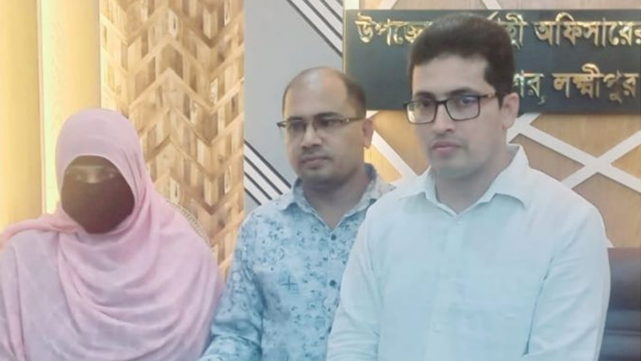আমার দেশে সংবাদ প্রকাশ: অনুদান পেলো নিখোঁজ জেলেদের পরিবার