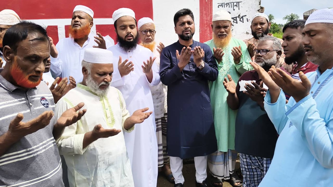 প্রশংসায় ভাসছেন যুবদল নেতা রনি