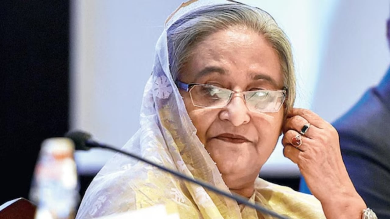 অগ্রণী ব্যাংকের ভল্টে শেখ হাসিনার ৮৩২ ভরি সোনা