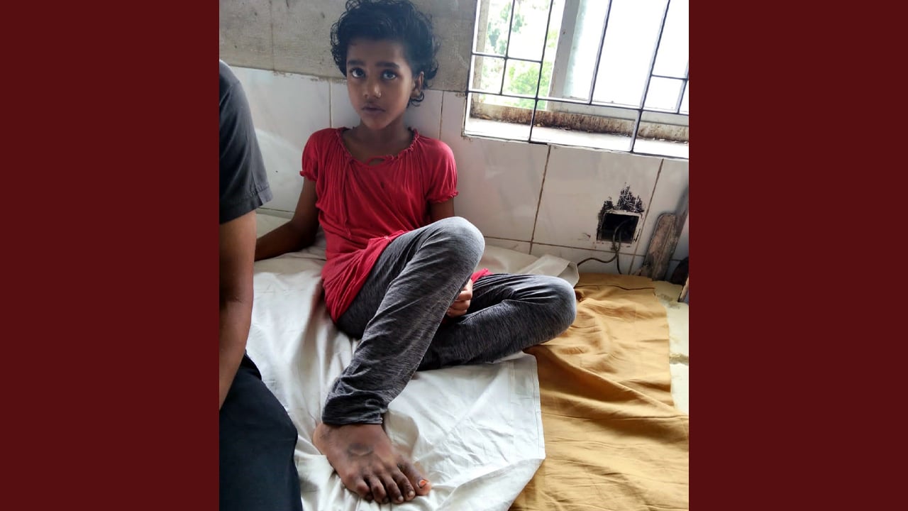 হাসপাতালে এন্টিভেনম না থাকায় শিশুর মৃত্যু