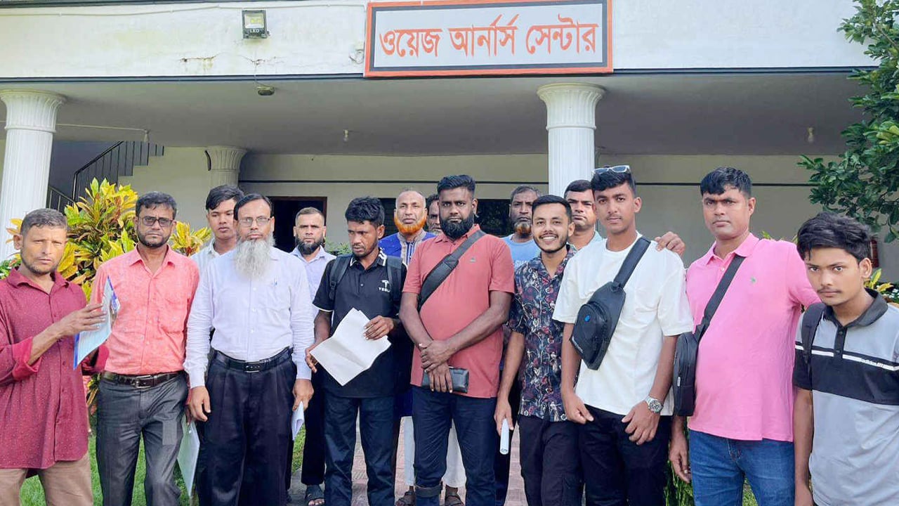 ফুলবাড়ীর গণঅভ্যুত্থানে গুলিবিদ্ধরা উন্নত চিকিৎসার্থে গেলেন থাইল্যান্ড