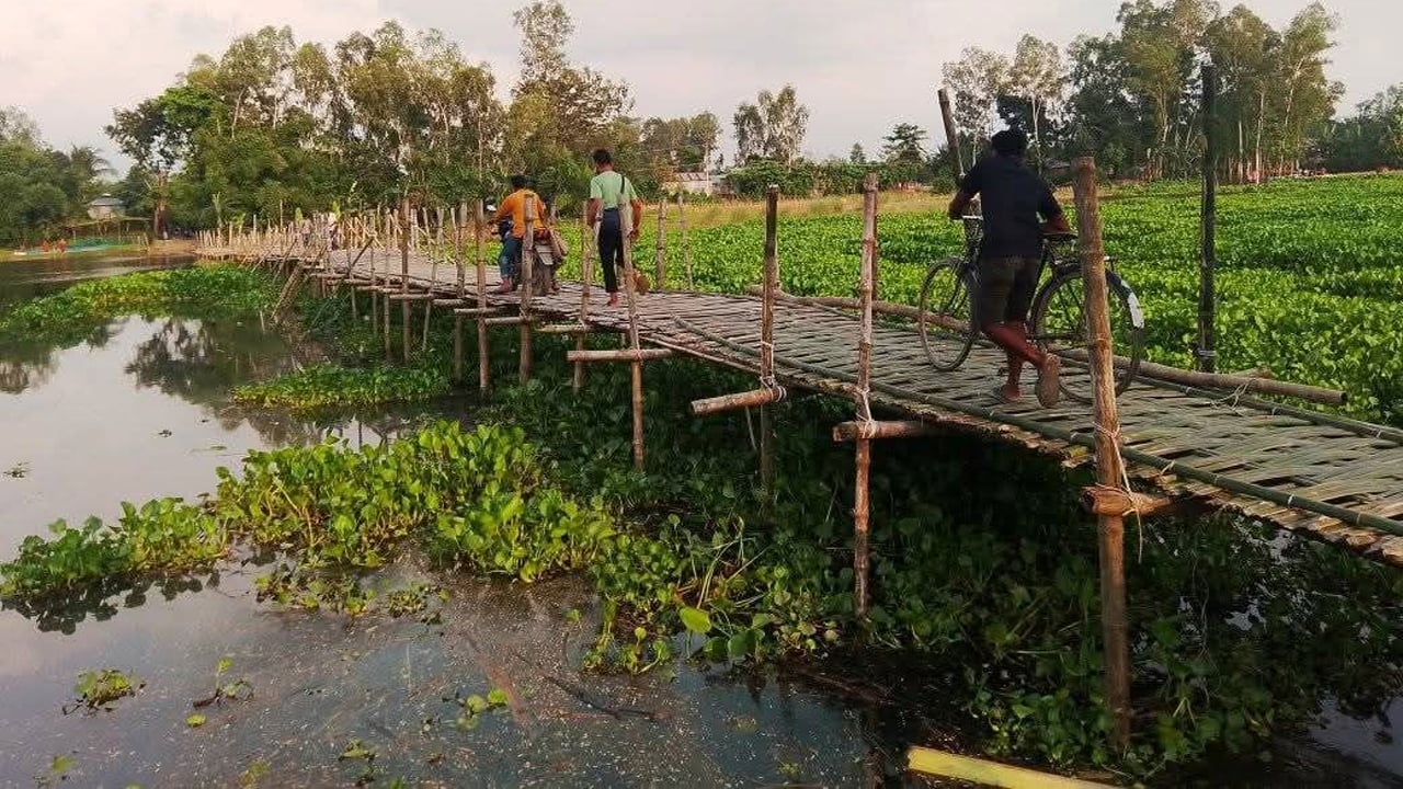 ইজারা ছাড়া টোল আদায়, সংঘর্ষের আশঙ্কা: নির্বিকার ইউএনও