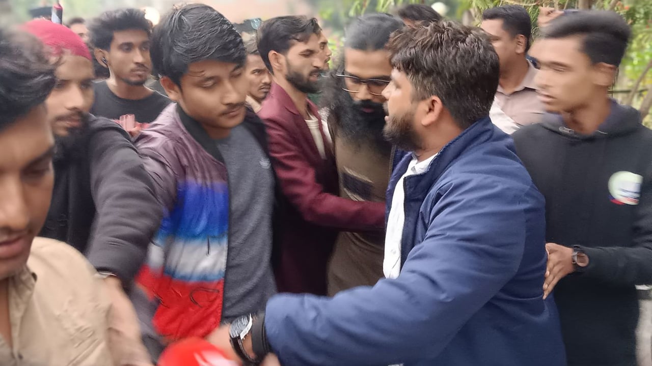 রাজশাহীতে হুমকি-হেনস্তা, এনসিপির কর্মসূচি বয়কটের ঘোষণা সাংবাদিকদের