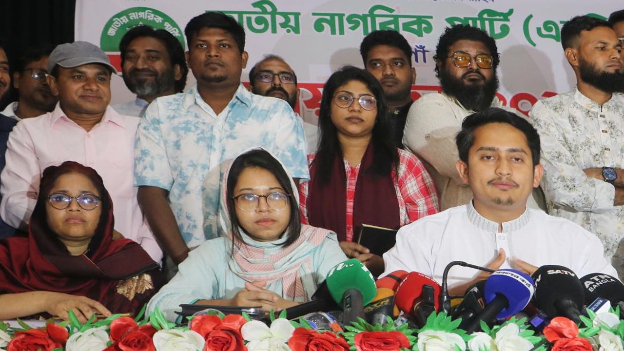 উপদেষ্টারা পৃথিবীর যে প্রান্তে যাক বাংলাদেশের মানুষ তাদের ধরবে: সারজিস