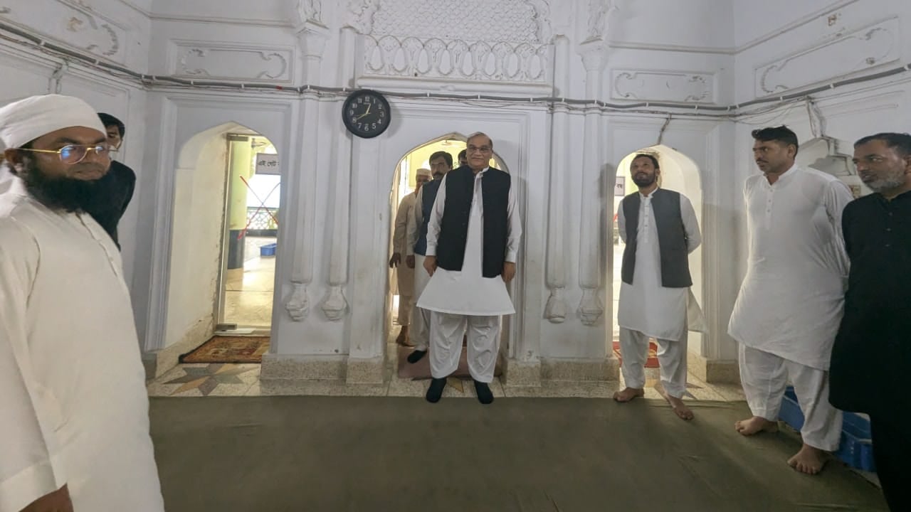 amar desh_Pakistan_Highcomissioner_at_Nawab_Sir_Salimullah_Muslim_Orphanage.1