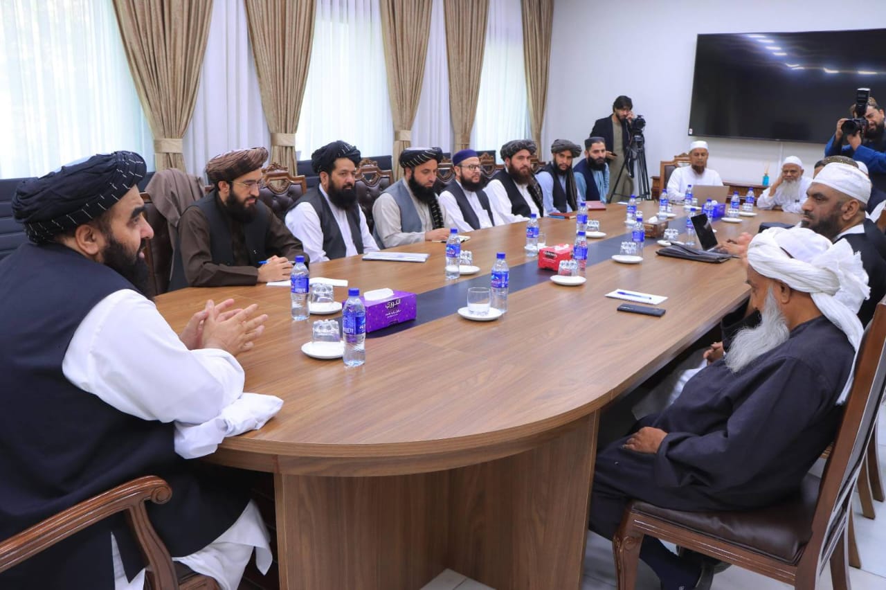 কাবুলে আফগান পররাষ্ট্রমন্ত্রীর সঙ্গে বাংলাদেশের ওলামায়ে কেরামের বৈঠক