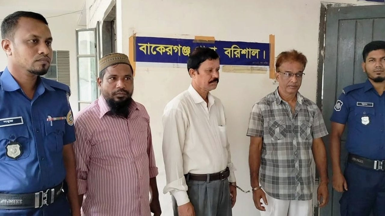 বাকেরগঞ্জে আ.লীগ সভাপতিসহ ৩ নেতা গ্রেপ্তার