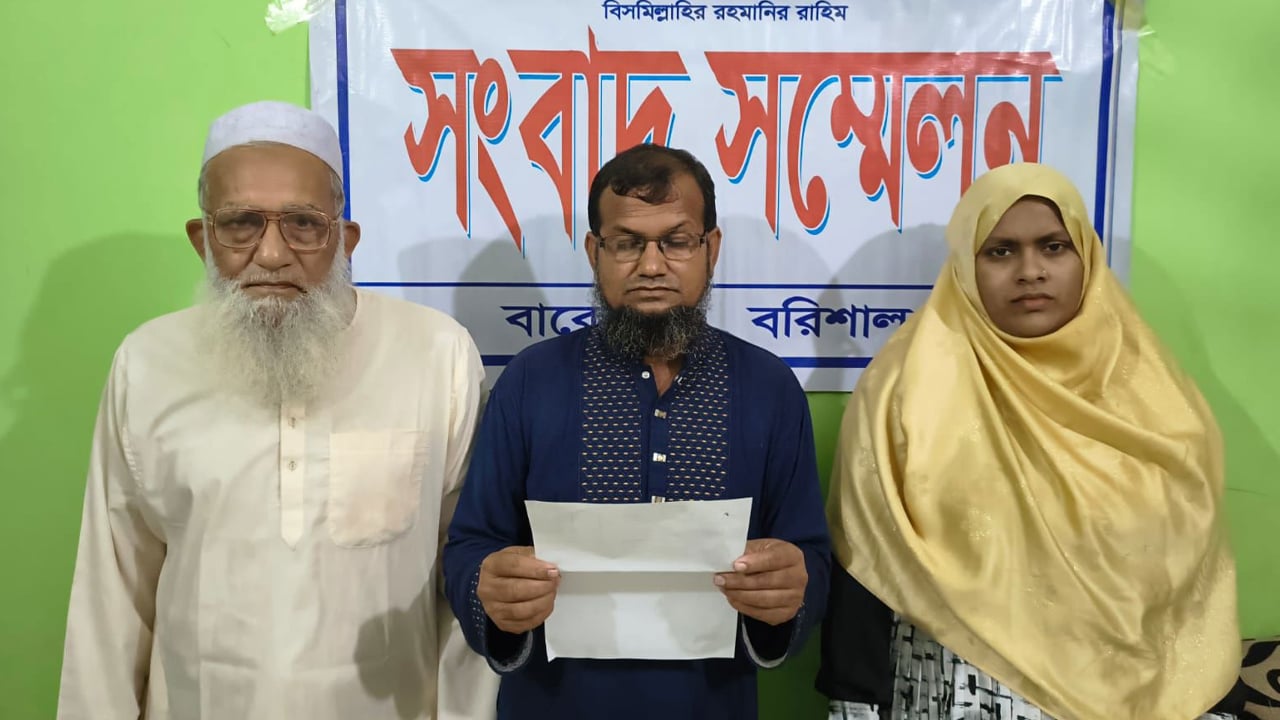 শ্রমিকদল নেতার বসতঘরে আ.লীগ নেতার হামলা-ভাঙচুর