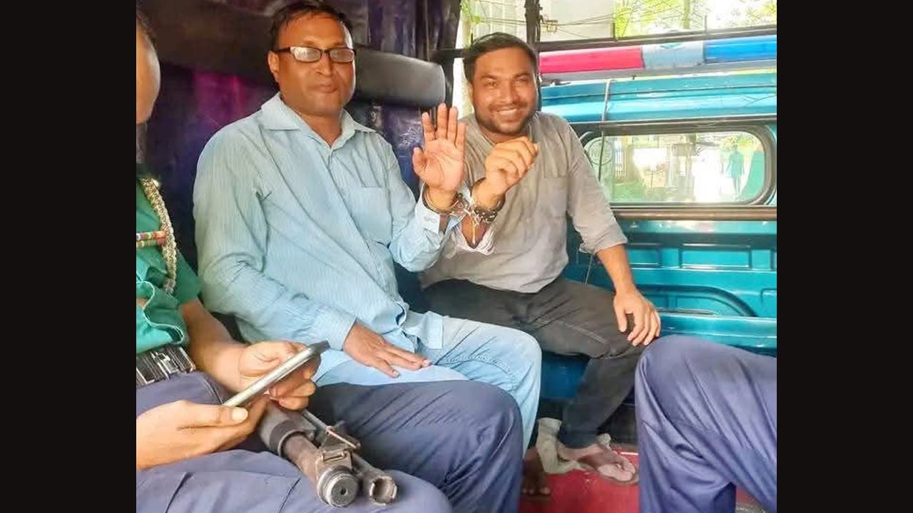 সিলেটে রিকশা চালকদের আড়ালে নগরীকে তছনছ করার পরিকল্পনা
