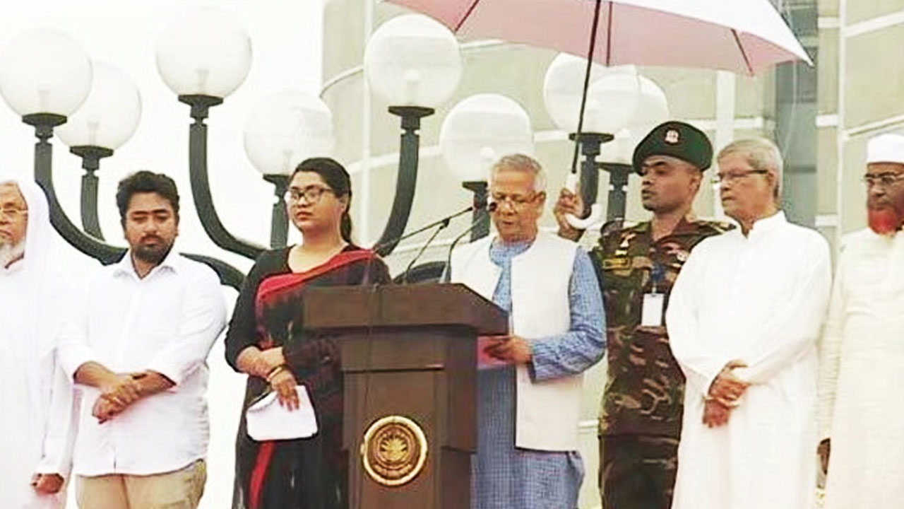 শেখ হাসিনা পালিয়ে যেতে বাধ্য হয়েছেন: প্রধান উপদেষ্টা