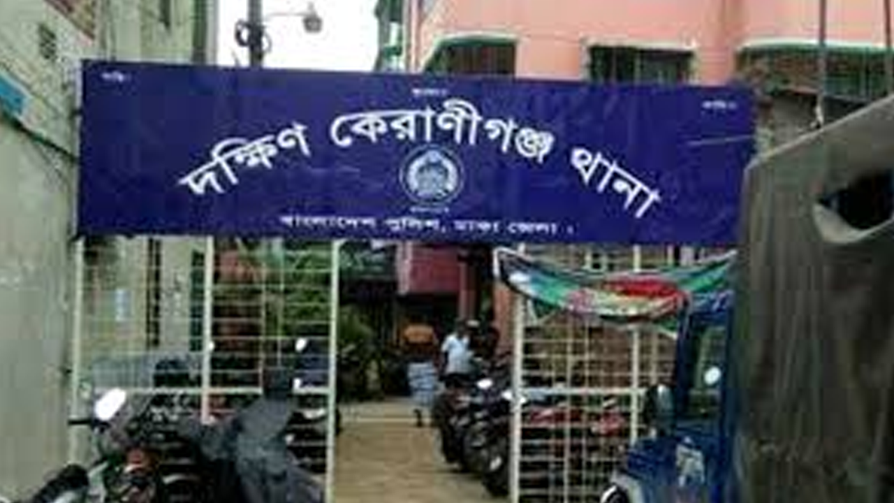 থানার পাশে সন্ত্রাসীর পিস্তলে গুলি ছোঁড়ার ভিডিও ভাইরাল