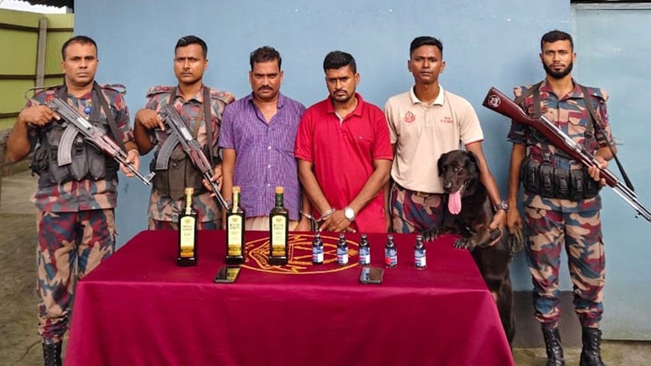 সীমান্তে ৬ লাখ ৬০ হাজার টাকার মাদক জব্দ, আটক ২