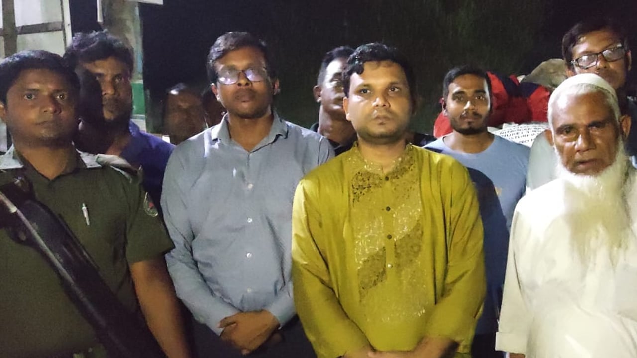 পাচারকালে সারসহ আলমসাধু আটক, ৪০ হাজার টাকা জরিমানা