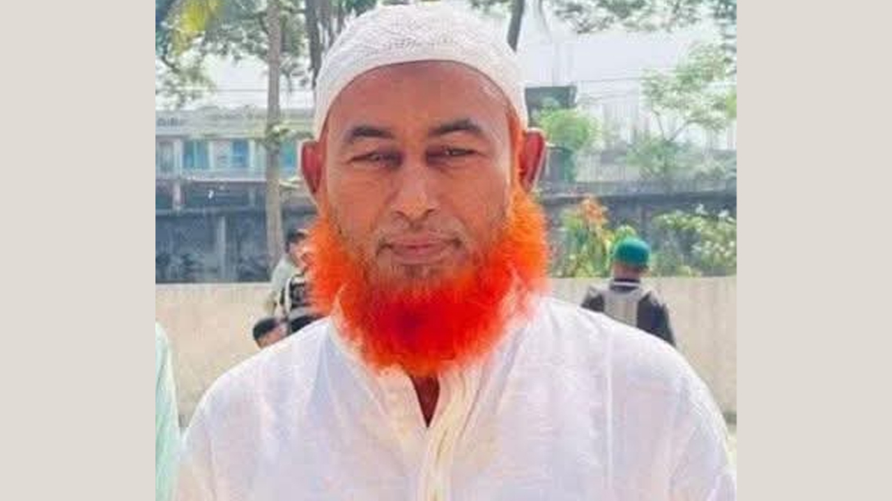 লোহাগাড়ায় একজনকে কোদাল দিয়ে আঘাত করে হত্যা