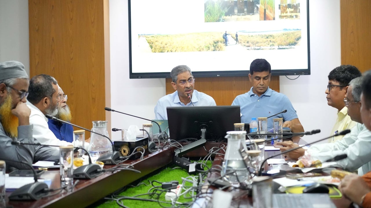 নদীভাঙন ও ভূমিক্ষয় রোধে কার্যকর হতে পারে বিন্না ঘাস: পানিসম্পদমন্ত্রী