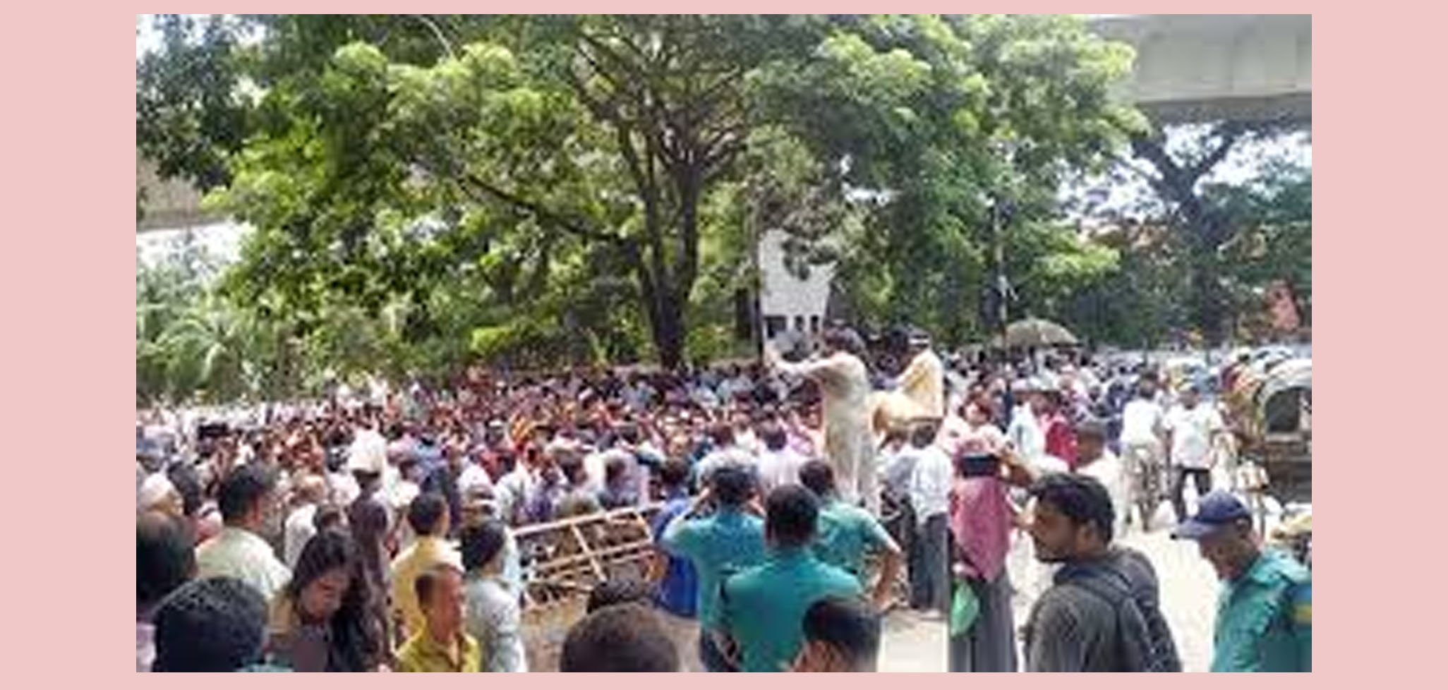 চার দাবিতে সরকারি মাধ্যমিক শিক্ষকদের অবস্থান কর্মসূচি বৃহস্পতিবার