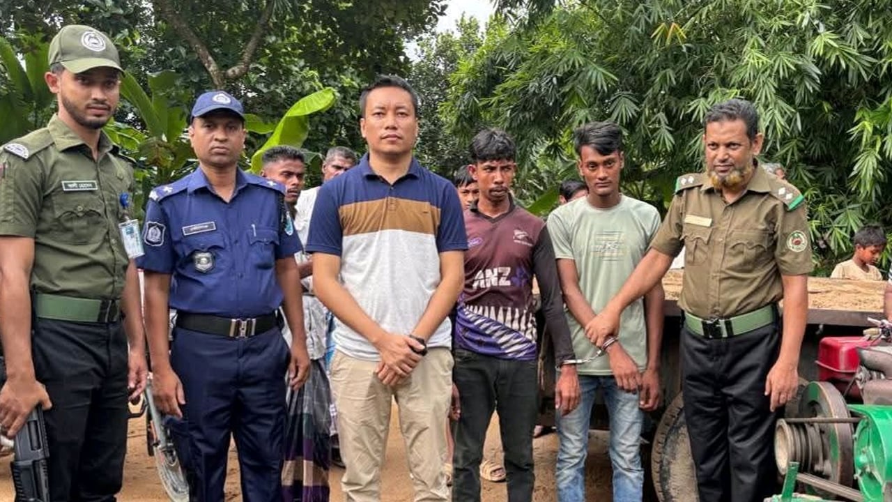 দোয়ারাবাজারে অবৈধ বালু উত্তোলন, দুইজনের কারাদণ্ড