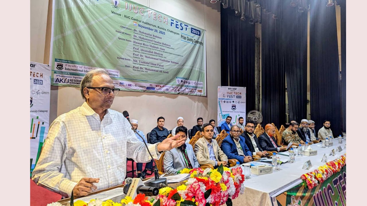 জাতির ভাগ্য তরুণরাই পরিবর্তন করতে পারেন: মাহমুদুর রহমান