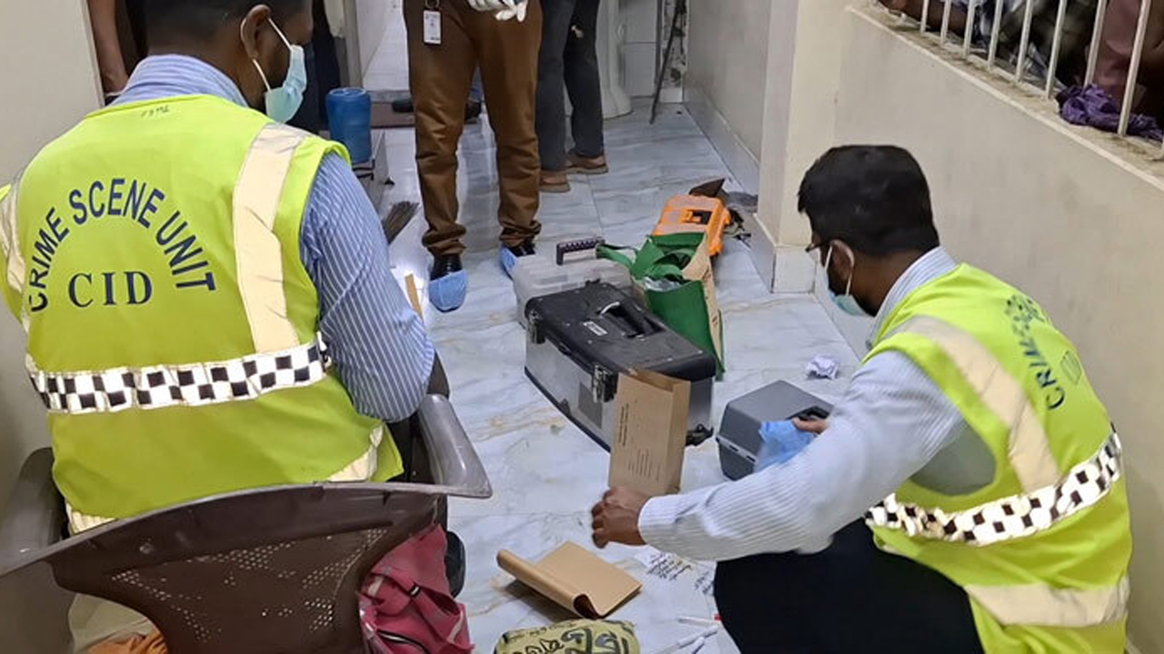 ব্যবসায়ীর হাত-পা বাঁধা লাশ উদ্ধার, পুলিশ বলছে হত্যাকাণ্ড