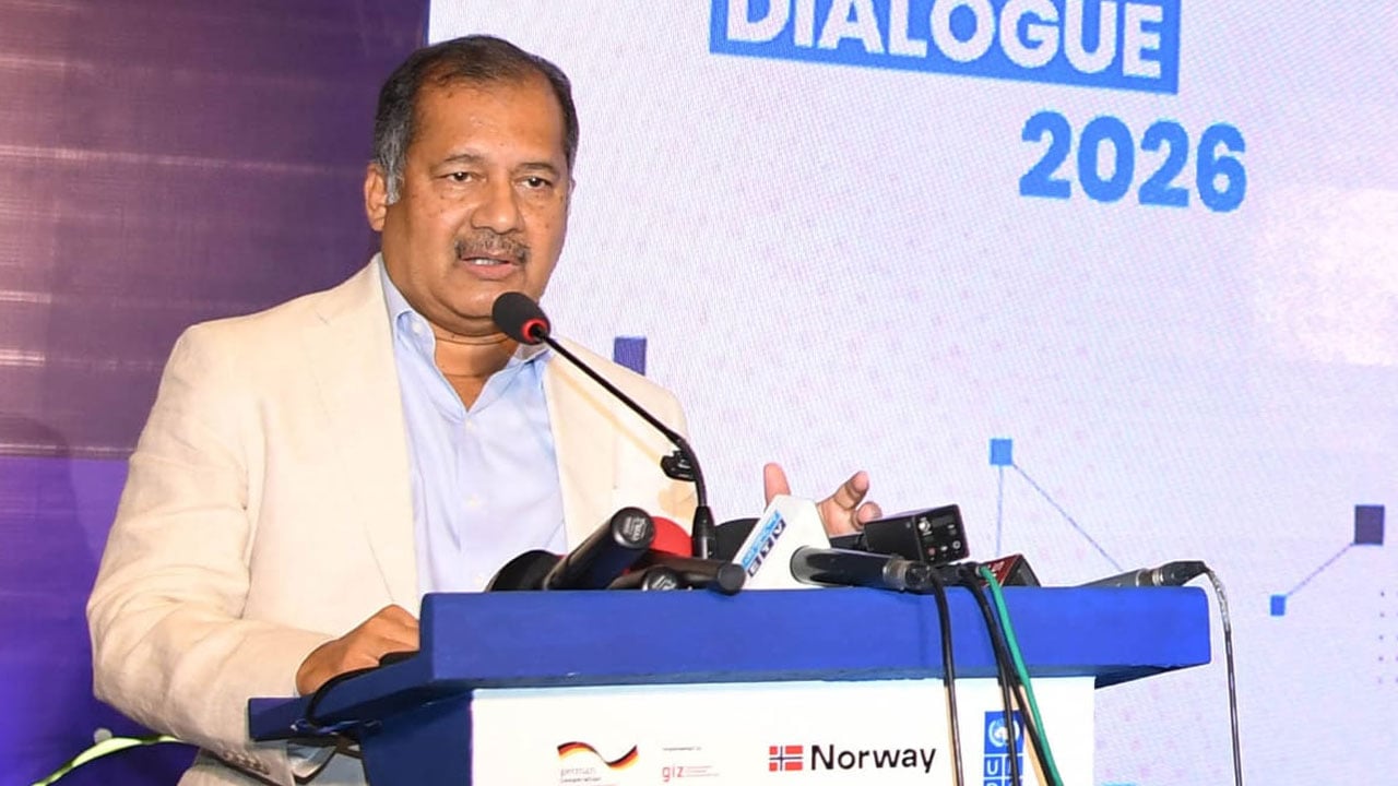 টেকসই উন্নয়নের জন্য সমতার সুযোগ নিশ্চিত করতে হবে: তথ্যমন্ত্রী