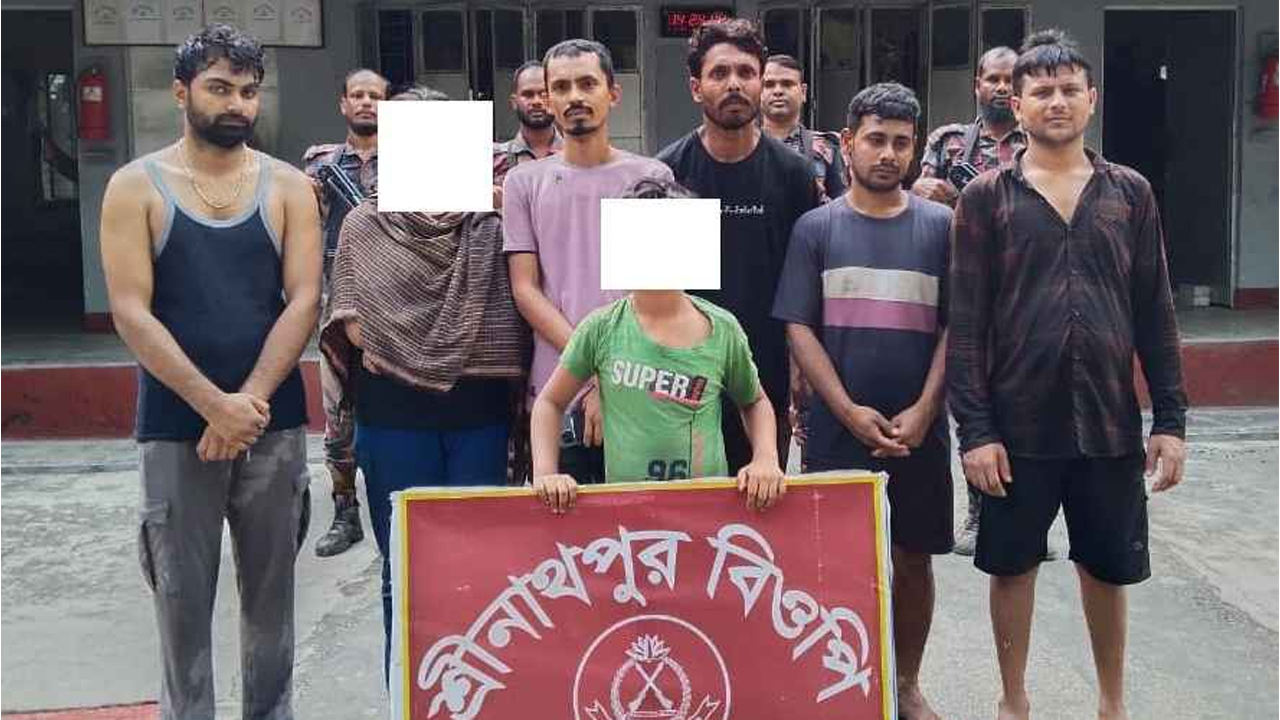 সীমান্তে অবৈধভাবে ভারত থেকে আসা ৭ জন আটক