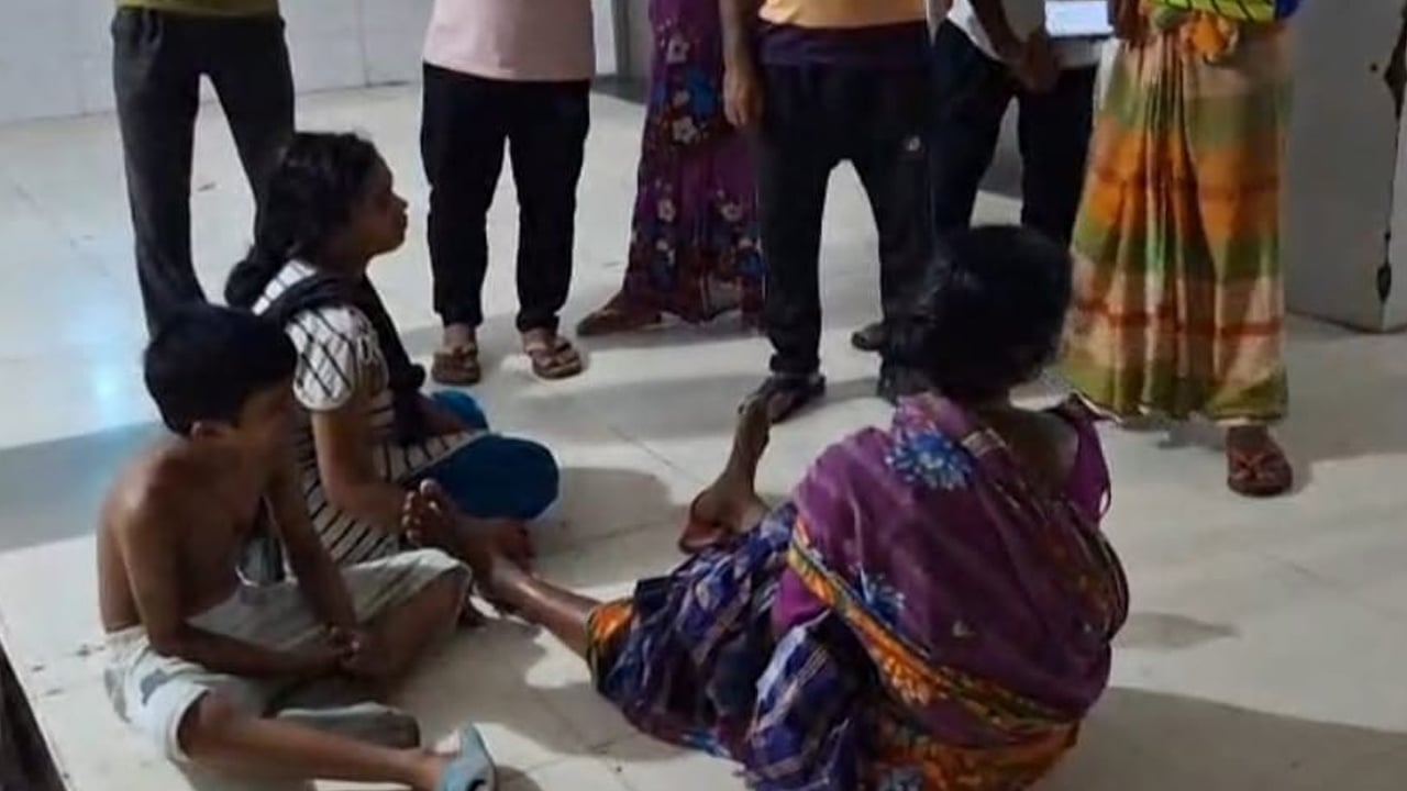 তুচ্ছ বিষয় নিয়ে স্বজনদের মারধরে নিহত ১