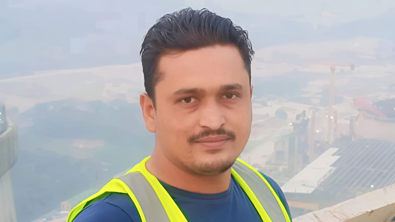 পরকীয়া প্রেমিককে ডেকে নিয়ে ৪ টুকরো, স্বামী-স্ত্রী গ্রেপ্তার