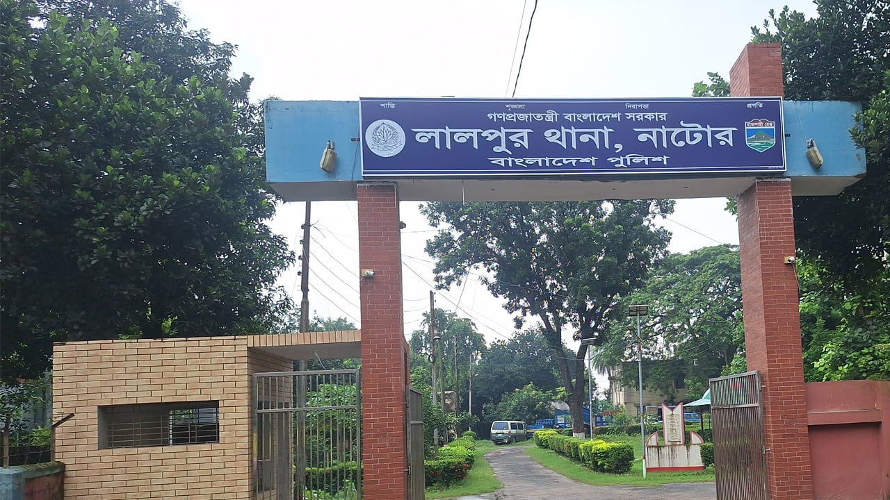 ট্রেনে কাটা পড়া অজ্ঞাত ব্যক্তির লাশ উদ্ধার