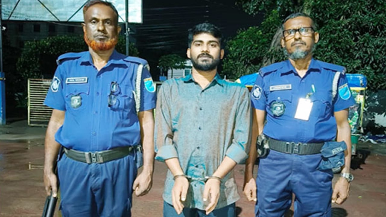 শিবালয়ে নিষিদ্ধঘোষিত ছাত্রলীগের সাবেক সভাপতি আওয়াল গ্রেপ্তার