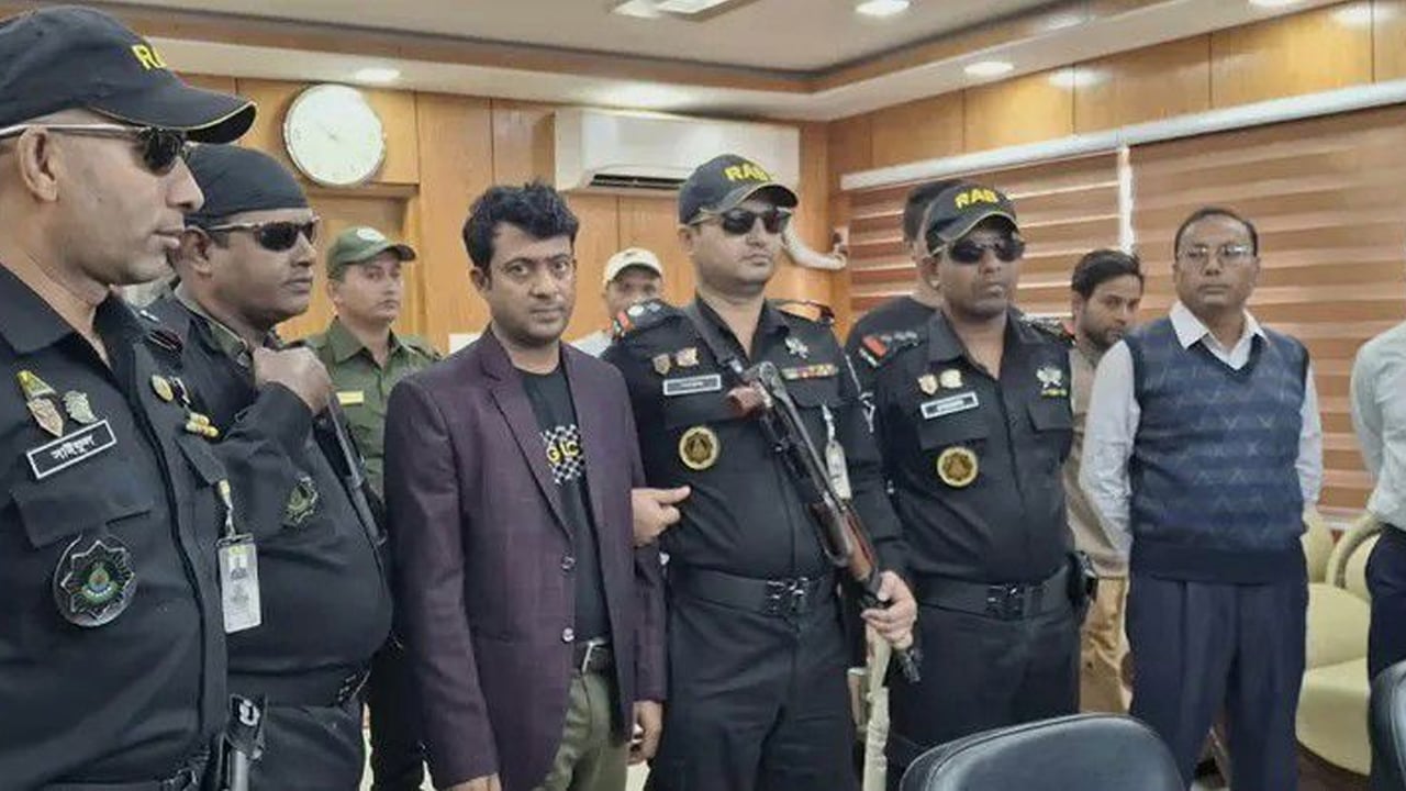 আনসার-ভিডিপি ব্যাংকের ১০ কোটি টাকা আত্মসাৎ, ম্যানেজার গ্রেপ্তার