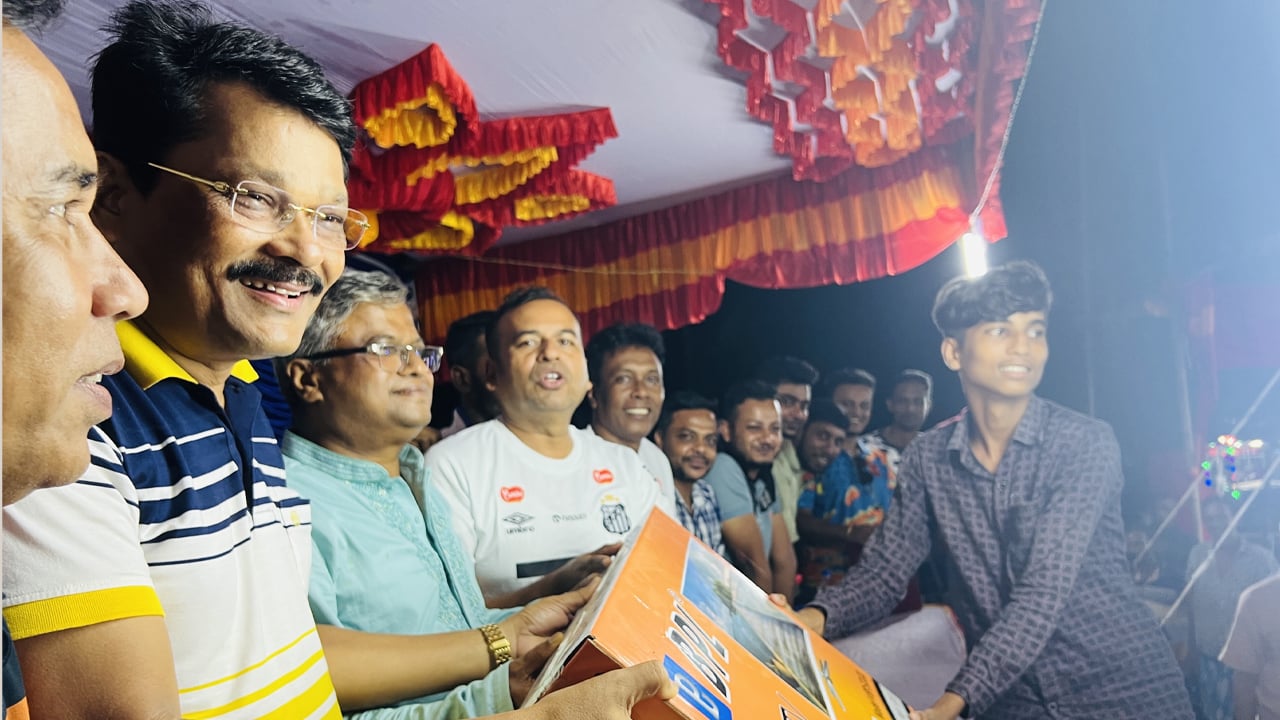 কাউখালীতে ৮ দলীয় হাডুডু টুর্নামেন্টে চ্যাম্পিয়ন নাঙ্গলী