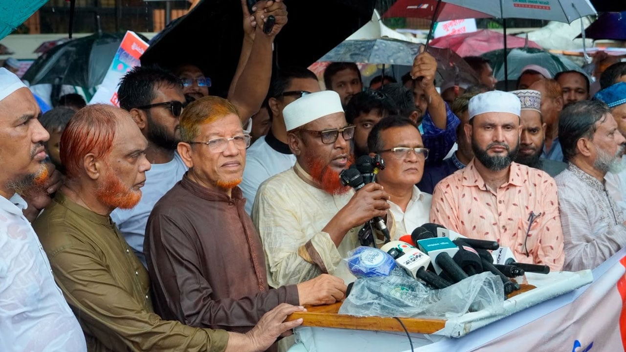গণভোটের রায় বাস্তবায়ন না হলে সংঘাতের দিকে যাবে রাজনীতি