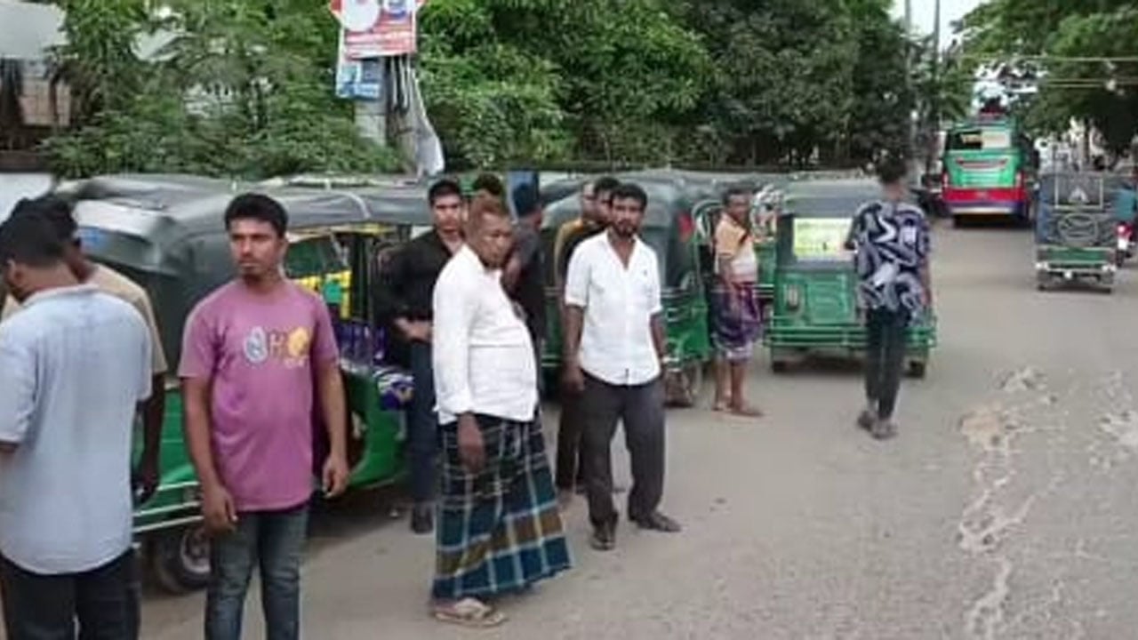 চাঁদা তুলতে গিয়ে গণধোলাইয়ের শিকার বিএনপি নেতা