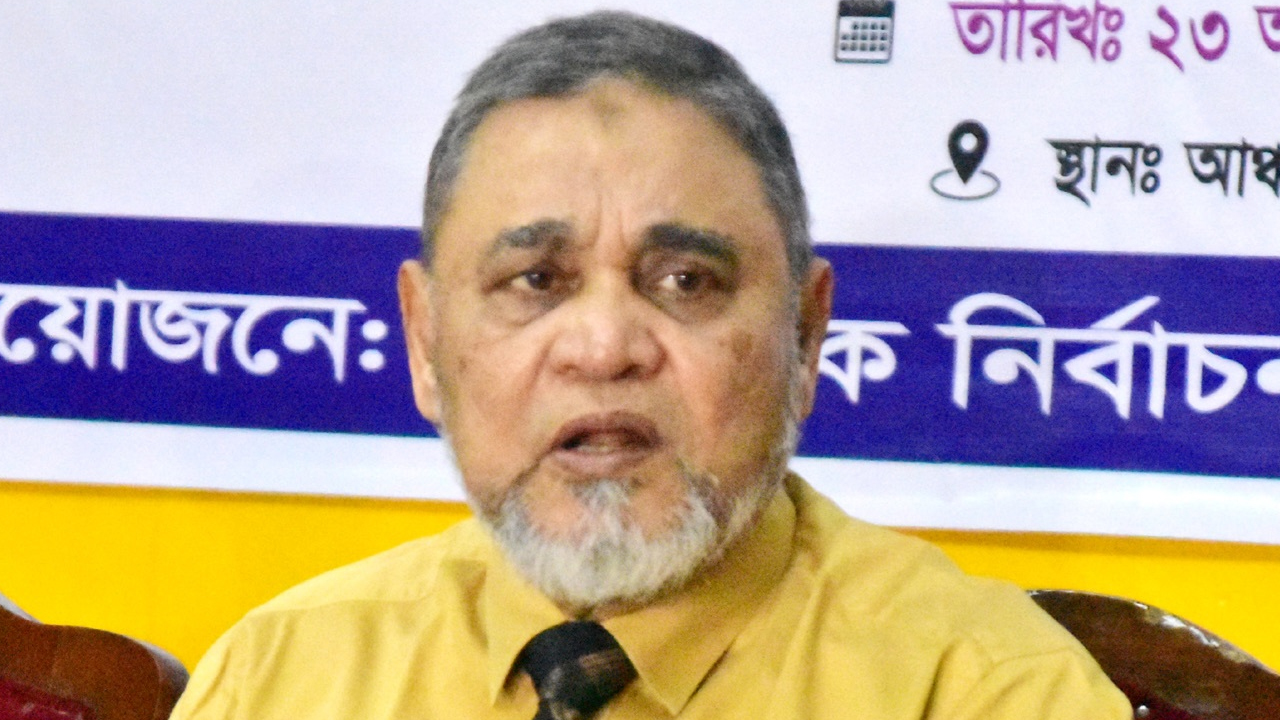 সেনাবাহিনীকে আইনশৃঙ্খলা বাহিনীর সংজ্ঞায় আনার উদ্যোগ নিয়েছি: সিইসি