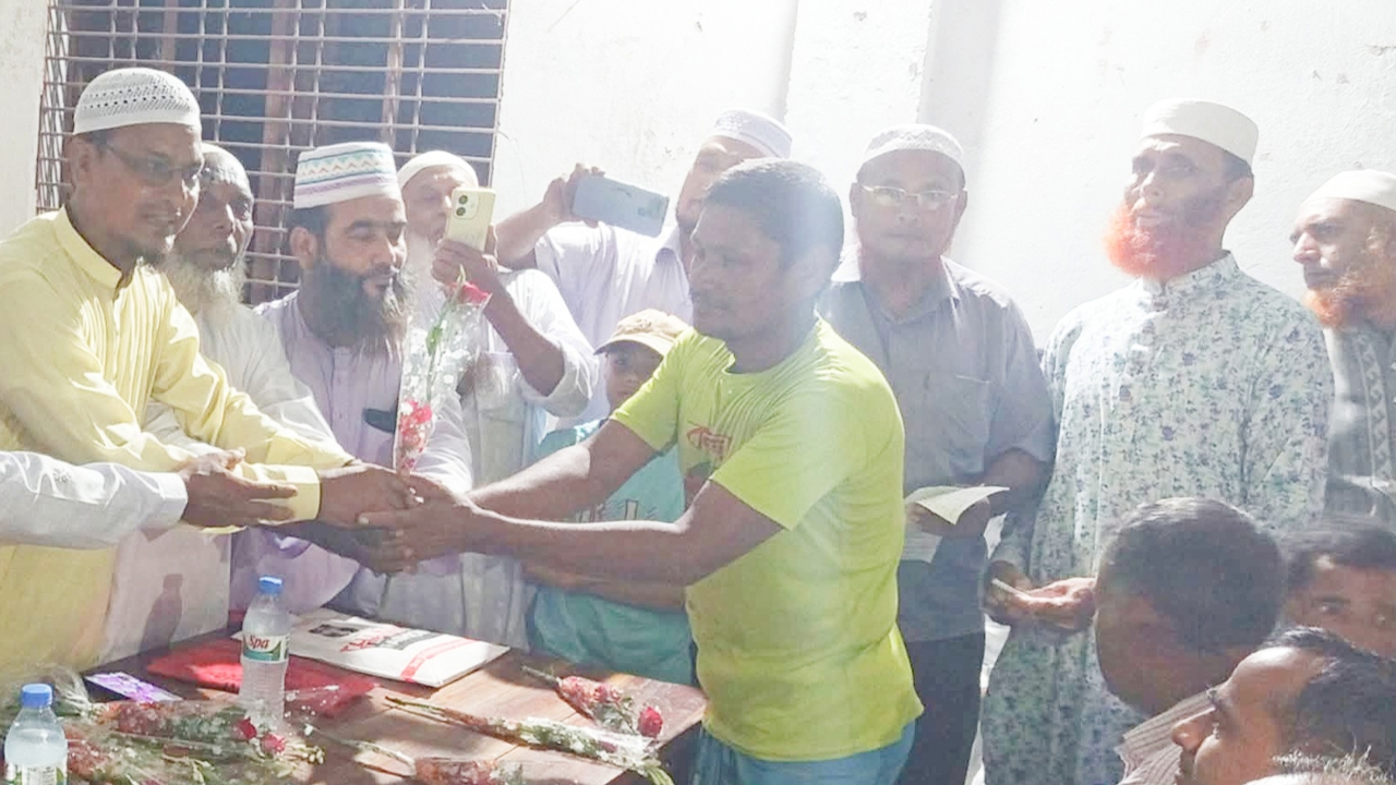 জামায়াতের অমুসলিম শাখায় যোগ দিলেন ১১ হিন্দু ধর্মাবলম্বী