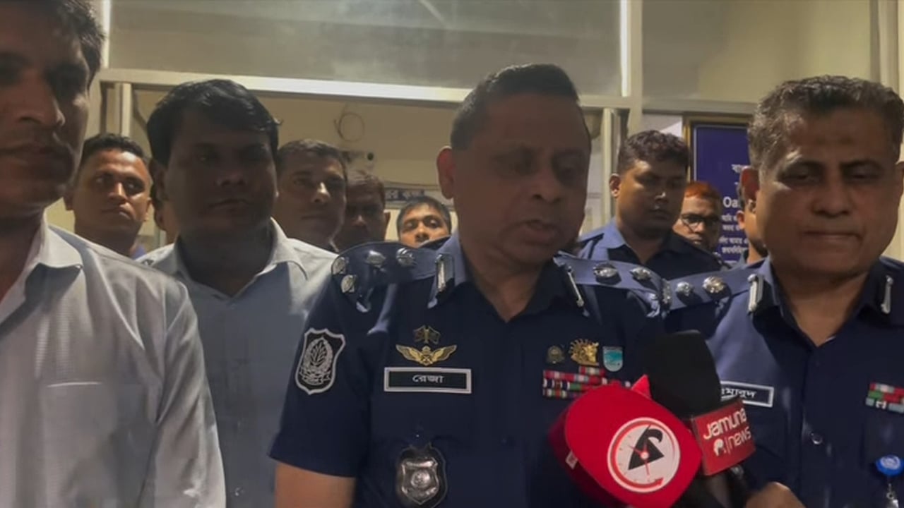 ভাঙ্গার ঘটনায় ফ্যাসিস্টদের আইনের আওতায় আনা হবে: ডিআইজি