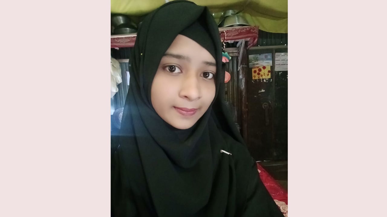 ভাঙ্গায় বাসচাপায় কলেজছাত্রী নিহত, সড়ক অবরোধ